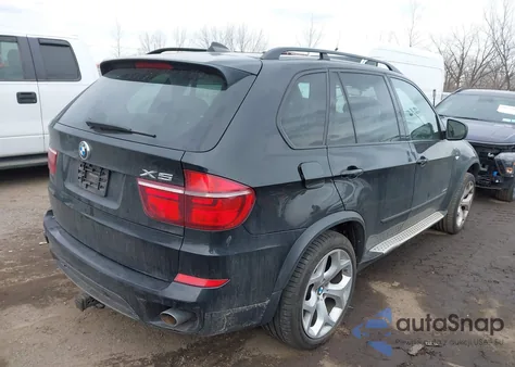 2011 BMW X5 xDrive35I/xDrive35I Premium/xDrive35I Sport Activity z USA, uszkodzony, nr VIN 5UXZV4C56BL401818